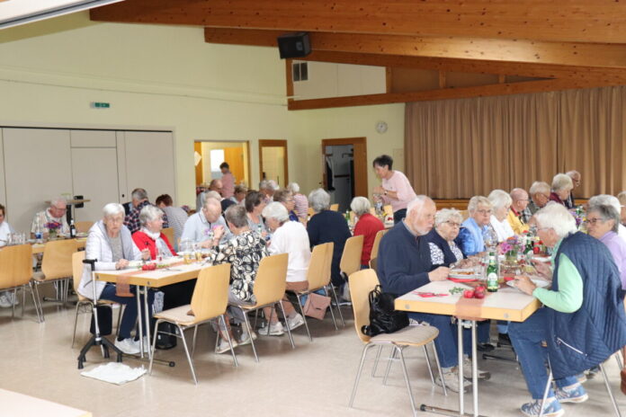 20261008-L0090010-Seniorentreff Lardenbach KE