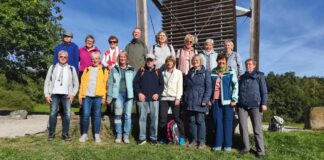 Pilgern auf den Wegen eines Pfarrers im Laufe von 60 Jahren